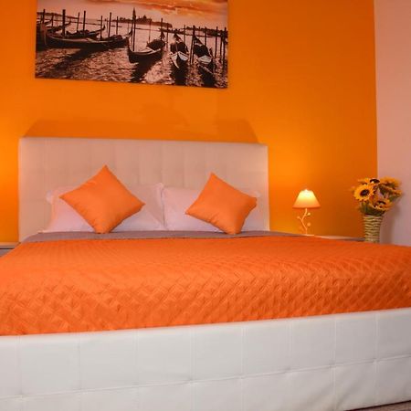 Venice Day Apartment Μέστρε Εξωτερικό φωτογραφία
